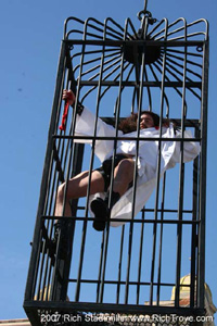 Homosexual cage dance 3