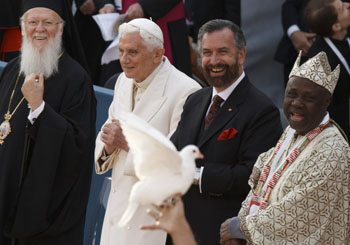 Benedicto XVI en Asís