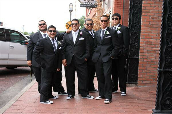 Don T Wear Tennis Shoes In A Wedding Party