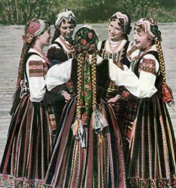 girls in braids