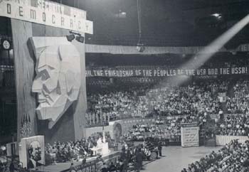 Lincoln's face glorified at a USA communist party meeting