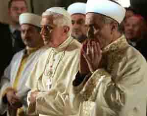 Benedict prays alongside Muslims in a mosque