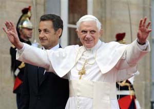 Benedict XVI with French president Sarkozy in 2008