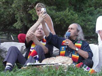 Bishop Henri of Cahors and Fr. Guy Gilbert concelebrate a picnic mass