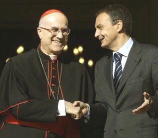 Bertone warmly meets with Zapatero