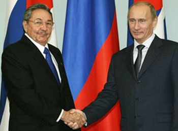 Raul Castro with Putin