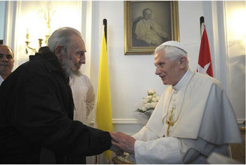 Benedict XVI supports Fidel Castro