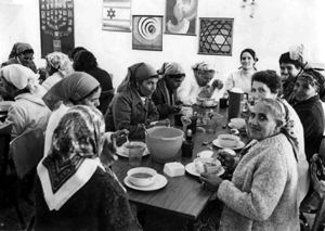 Communal dining at the Mahot Kibbutz