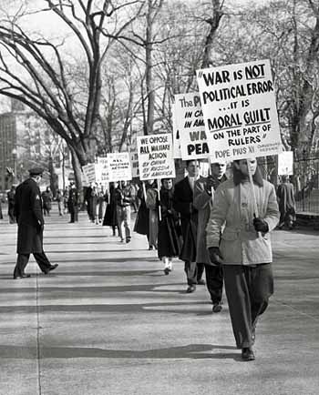 Catholic Workers protest for peace