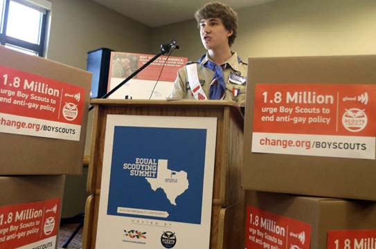 Boy scouts campaign to accept homosexual members