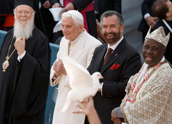 Benedict shows his ecumenism