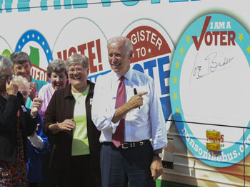 Biden nuns on the Bus