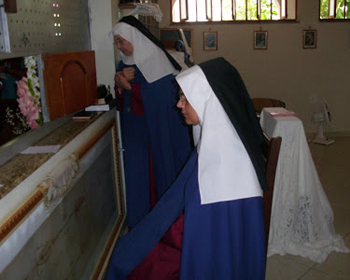 two nuns from the redemproist sisters of Brazil