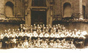 WWII Catholic nuns with Jewish children