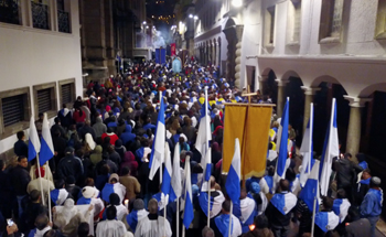 procession quito