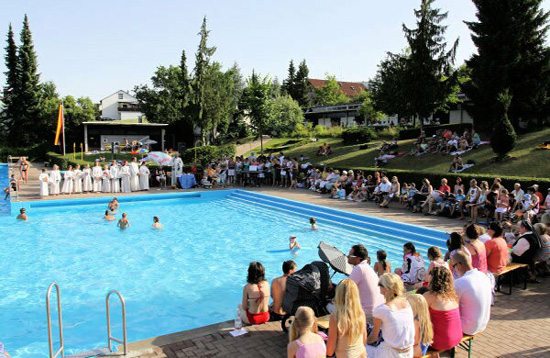 Swimming pool Mass