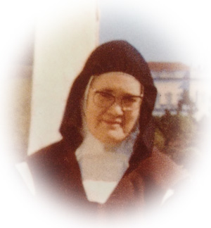 Face of Sister Lucy 2 as depicted in the postcard