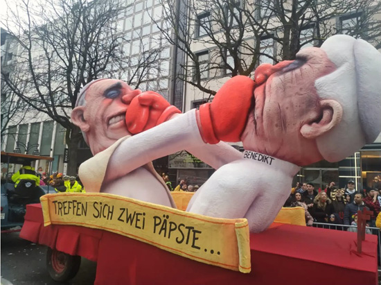 Popes box - German carnival