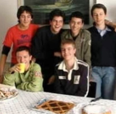 Carlo Acutis with friends