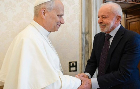 Leo receives Lula