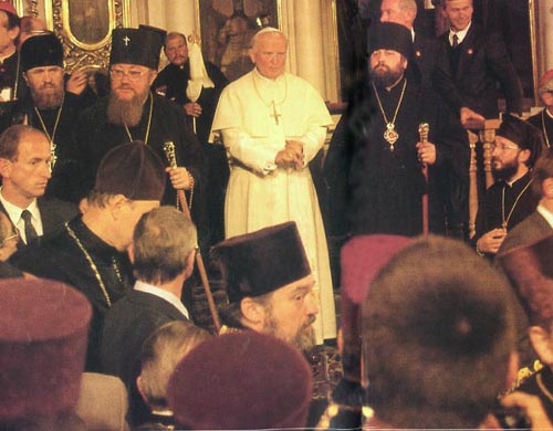 John Paul II surrounded by schismatics