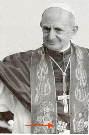A photograph of Paul VI wearing the jewish high priest Rational of Judgment