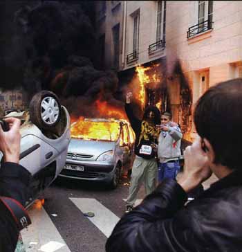 Muslims riots in Paris