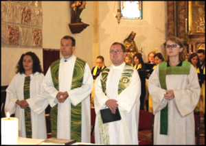 women masquerading as priests in Linz