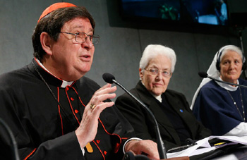 Cardinal Bras Aviz with nuns