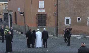 Pope Francis visit to the synagogue 1