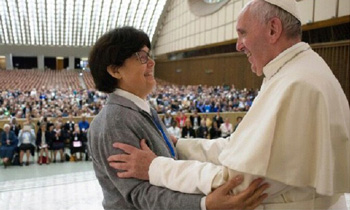 Francis embraces Mother Carmen Sammut