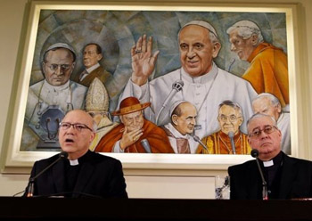 Chilean bishops announcing a mass resignation