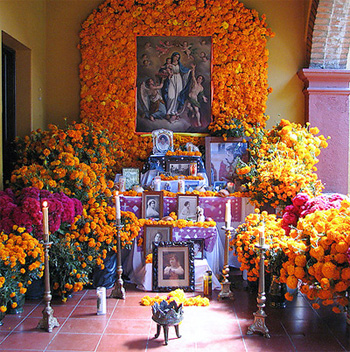 mexican altar for the dead