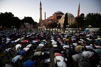 muslims pray at Hagia Sophia