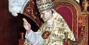 Pius XII on the sedia gestatoria