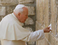 JP II leaving a message at the wailing wall